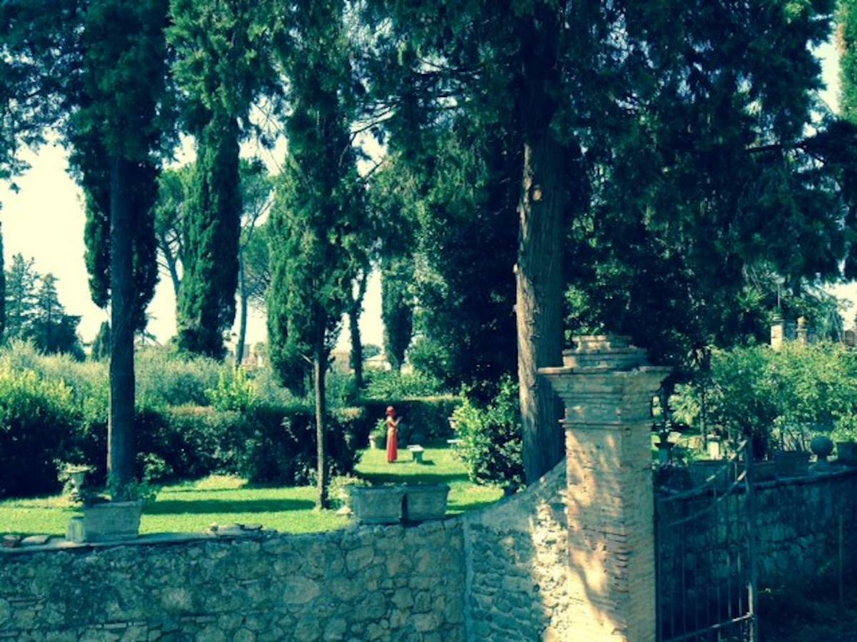 Appartamenti Lais In Sipicciano Luaran gambar